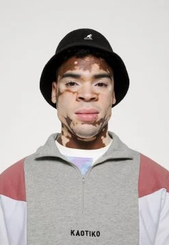 Kaotiko - Herren CREW BRENDAN - Sweatshirt - Grey/soft Burgundy 11 Kaotiko - Herren CREW BRENDAN - Sweatshirt - Grey/soft Burgundy -Kaotiko || Fire And Glory Populaire Magasin 027b5bd529ab4d94a31e5c53c52d38e3