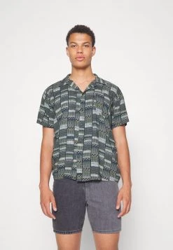 Kaotiko CAMISA ZANZIBAR UNISEX - Hemd - Green -Kaotiko || Fire And Glory Populaire Magasin 2c4602417ea144328c7769e5e45b4706