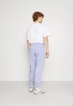 Kaotiko MALVA UNISEX - Jogginghose - Malva -Kaotiko || Fire And Glory Populaire Magasin 2d3ea2989b774a11a52191e4027300c4