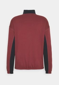 Kaotiko UNISEX CREW ARNOLD - Sweatshirt - Granate -Kaotiko || Fire And Glory Populaire Magasin 2d856e554e0f404e92655ad1f5126da5