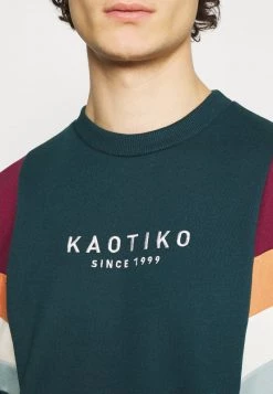 Kaotiko UNISEX CREW SEATTLE - Sweatshirt - Cloud -Kaotiko || Fire And Glory Populaire Magasin 5a1d0c295a95487da0804c6eabe34911