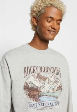 Kaotiko CREW ROCKS MOUNTAINS UNISEX - Sweatshirt - Grey -Kaotiko || Fire And Glory Populaire Magasin 9761b35660a143c2a81a9342c51a0e0c