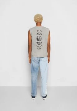 Kaotiko WASHED VENUS UNISEX - Top - Grey -Kaotiko || Fire And Glory Populaire Magasin 982f037bb8104e6e8a2b7babe8b09a6a