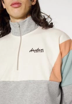 Kaotiko CREW COLIN - Sweatshirt - Grey - Herren 13 Kaotiko CREW COLIN - Sweatshirt - Grey - Herren -Kaotiko || Fire And Glory Populaire Magasin 9bd410fdd08347ff9dc74387e1620a7f