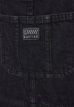 Kaotiko PETO WASHED - Latzhose - Black Denim - Unisex -Kaotiko || Fire And Glory Populaire Magasin 9ccef9e4cc38431abd0352e51267bce4