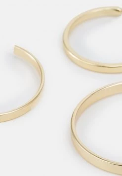 Fire & Glory FGHOLLY EARRINGS 8 PACK - Ohrringe - Gold Colour - Damen -Kaotiko || Fire And Glory Populaire Magasin c938a5e910404694b9ffaef52cb92825