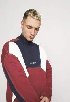 Kaotiko UNISEX CREW ARNOLD - Sweatshirt - Granate -Kaotiko || Fire And Glory Populaire Magasin ce6187aebd0f4ce594f9b36c5c5f462b