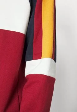 Kaotiko - Herren CREW DENVER - Sweatshirt - Burgundy/marfil/mostaza/navy -Kaotiko || Fire And Glory Populaire Magasin e5e201a398e049878f91584f694aeea1