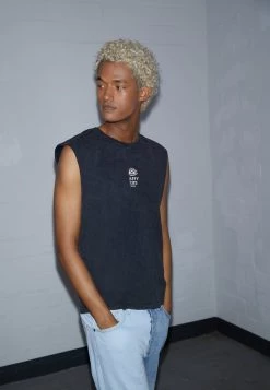 Kaotiko WASHED HAPPY TRIPS UNISEX - Top - Black