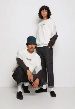 Kaotiko - Unisex CREW WALKER - Sweatshirt - Ivory/grey/pink -Kaotiko || Fire And Glory Populaire Magasin f9c1d58f6b66458d89bedd87cc40ae19