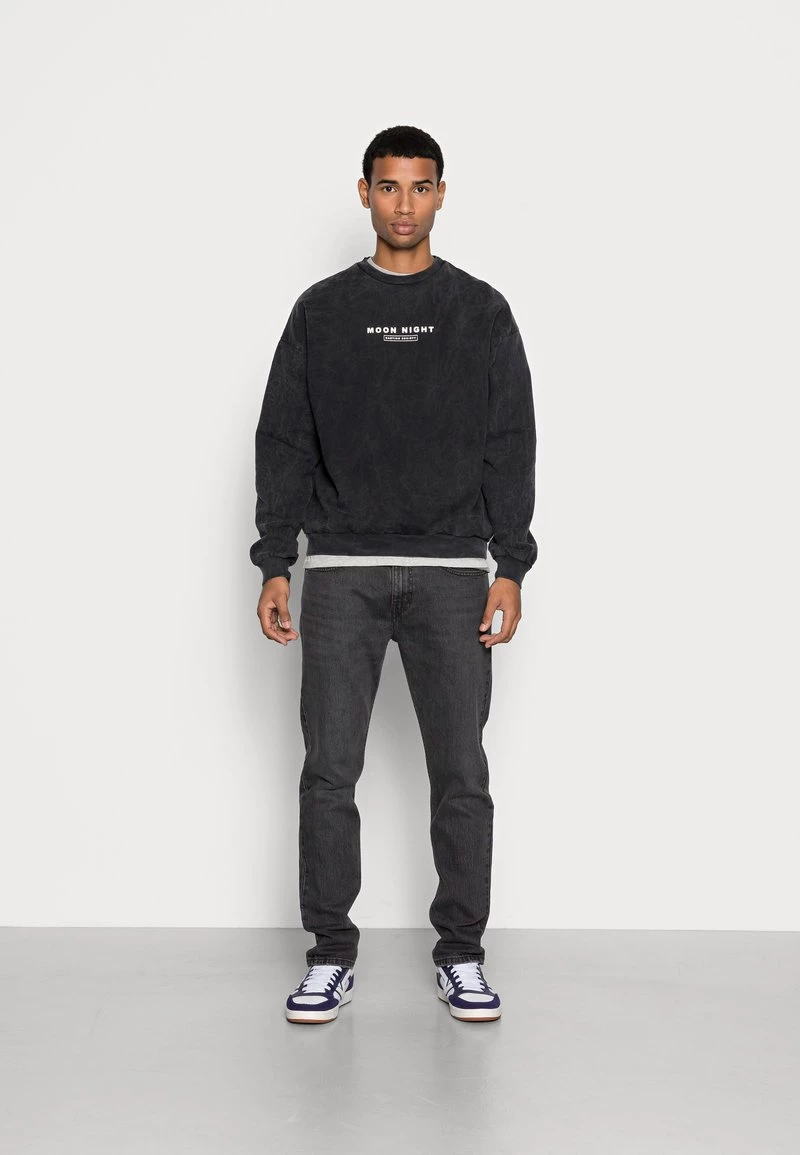 Kaotiko - Herren CREW MOON NIGTH - Sweatshirt - Black 4 Kaotiko - Herren CREW MOON NIGTH - Sweatshirt - Black – Bild 2